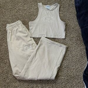 Gymshark Cream Workout Set: Both Sweats + Top